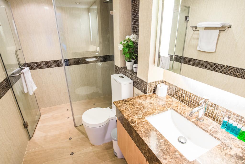 The Cliff Residence Condo Pattaya Room photo