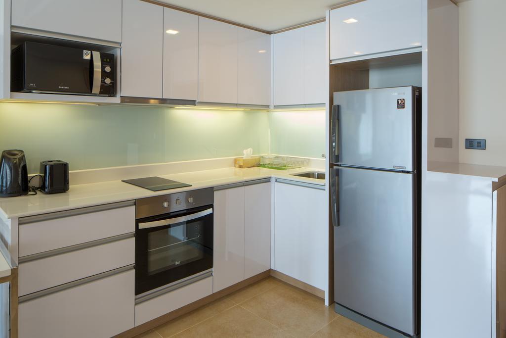 The Cliff Residence Condo Pattaya Room photo